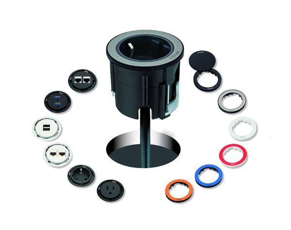 Врезная розетка EVOline One 1x230. Защитная крышка. Нержавеющая сталь