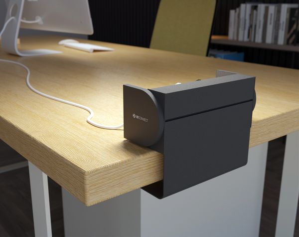 Накладний блок розеток Prisma 4x230. Поворот кришки на 90°
